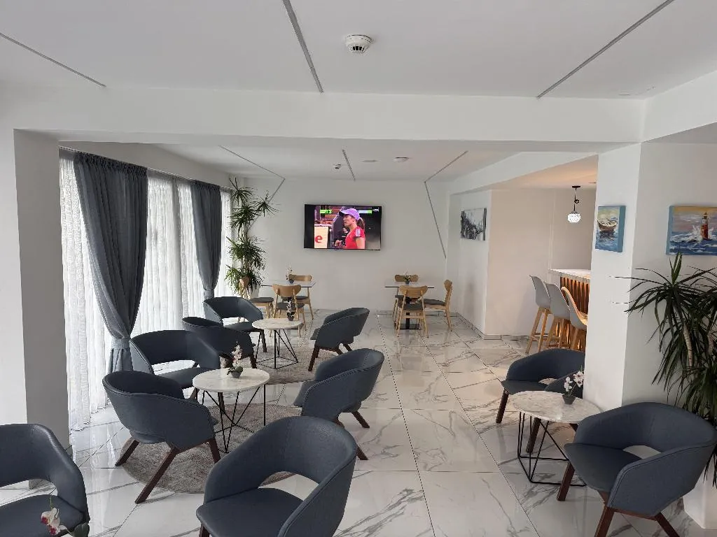 Bar, Best Western Plus Larco Hotel, Cyprus