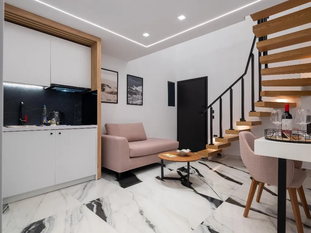 SUITE CLASSIC Room, Captain Napoleon Paterakis CNP Luxurious Suites, Crete