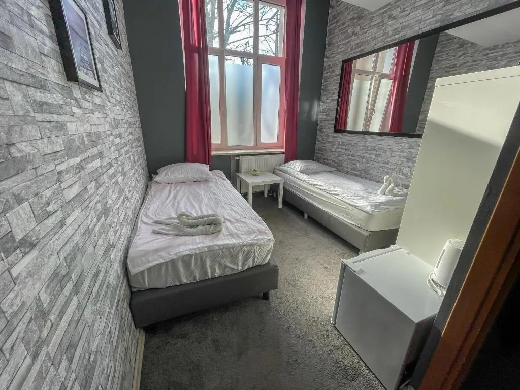 DOUBLE ECONOMY Room, Central Sopot, Gdansk