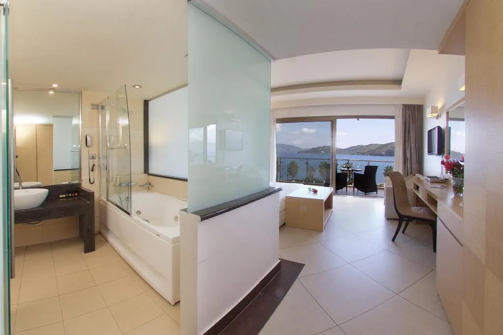 Double or Twin DELUXE SEA VIEW Room, Ionian Emerald Resort, Kefallinia