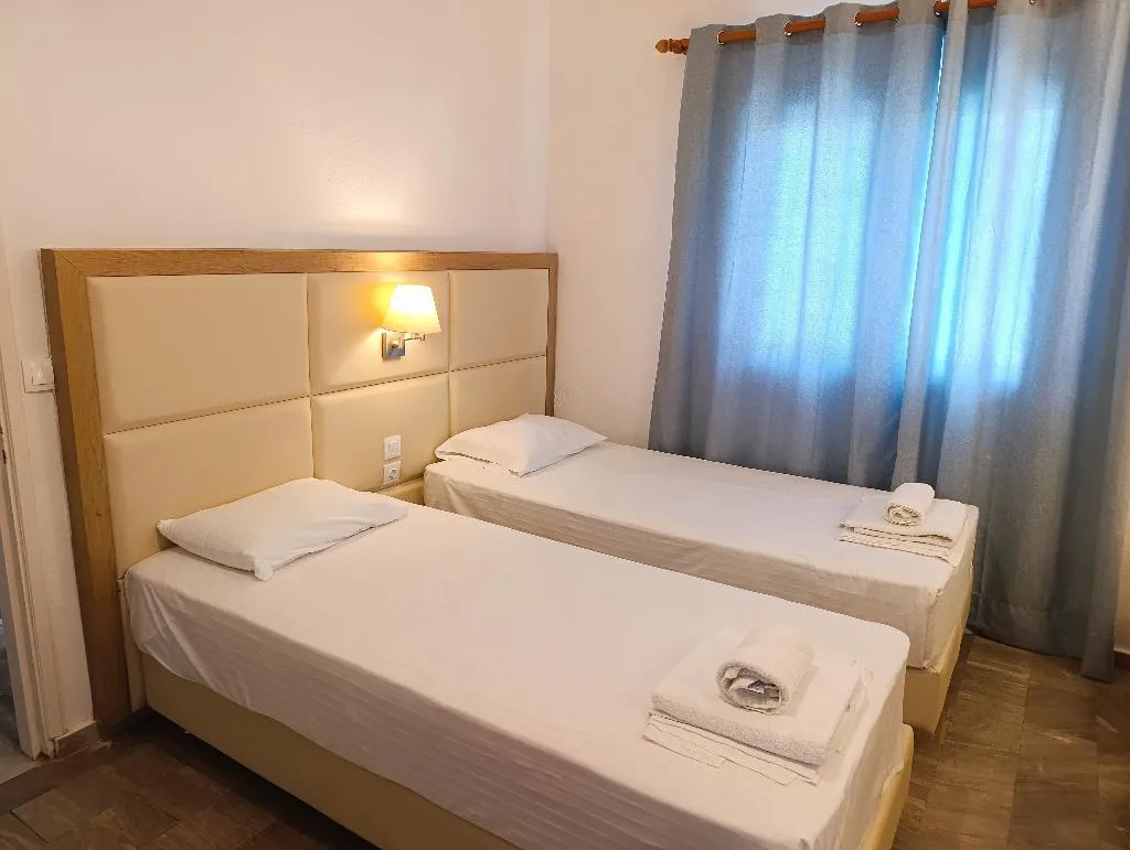 APARTMENT SEA VIEW Room, Ever Green Beach Apartments, Corfu