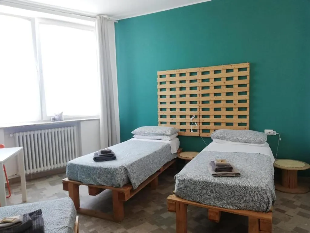 TRIPLE STANDARD Room, Woodhouse Hotel, Milan
