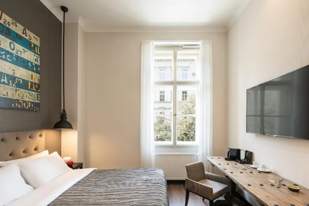 DOUBLE CLASSIC Room, Quentin Prague Hotel, Prague