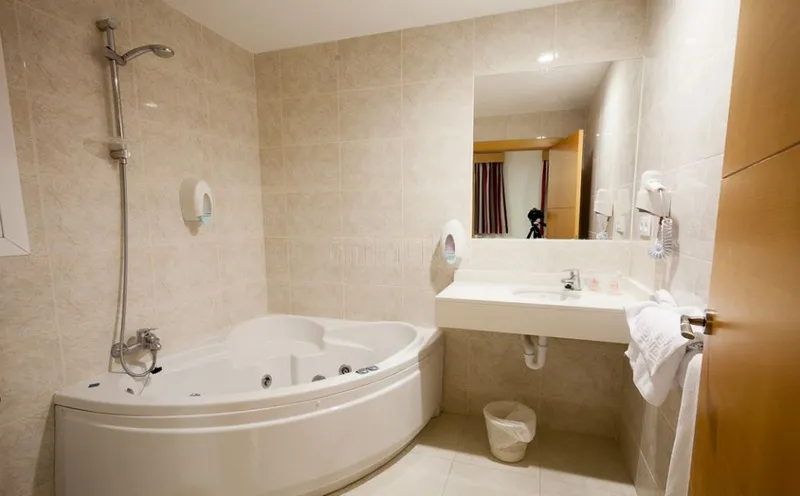 Room, Amic Colon, Majorca