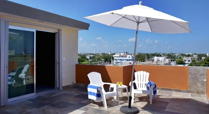 General view, Sunrise 42 Suites Hotel, Playa Del Carmen