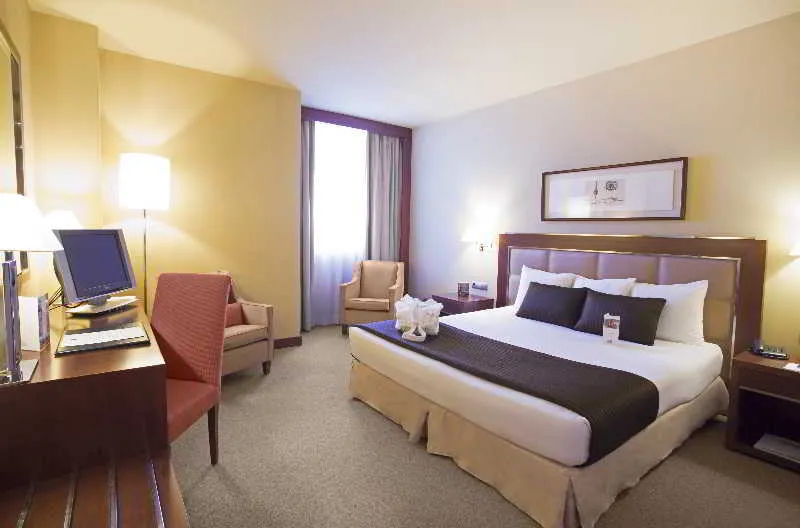 Room, Nuevo Madrid, Madrid