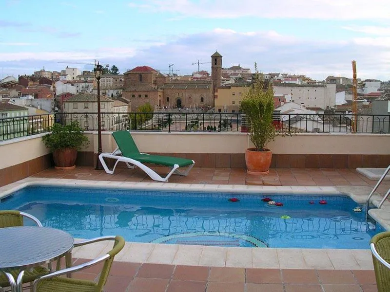 Pool, Hotel Santiago Jaen, Andalucia