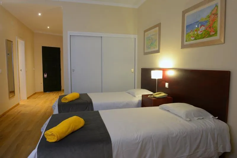 STUDIO SIDE SEA VIEW Room, Duas Torres, Madeira