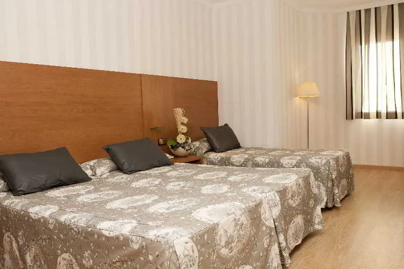 TRIPLE STANDARD Room, Ramblas Barcelona, Barcelona