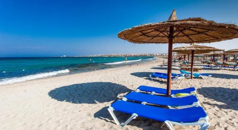 Beach, Golden 5 Almas Resort, Red Sea Riviera
