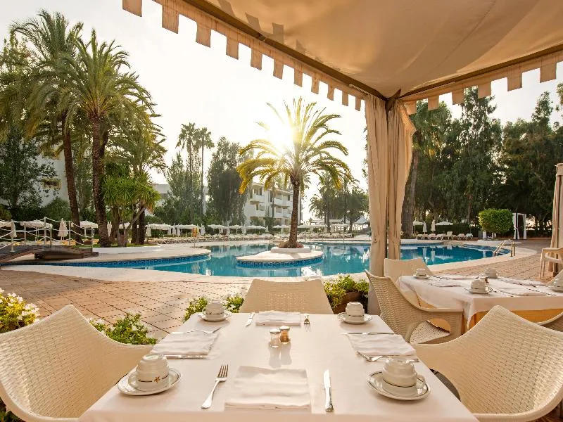 Restaurant, Iberostar Ciudad Blanca Alcudia Apartamentos, Majorca