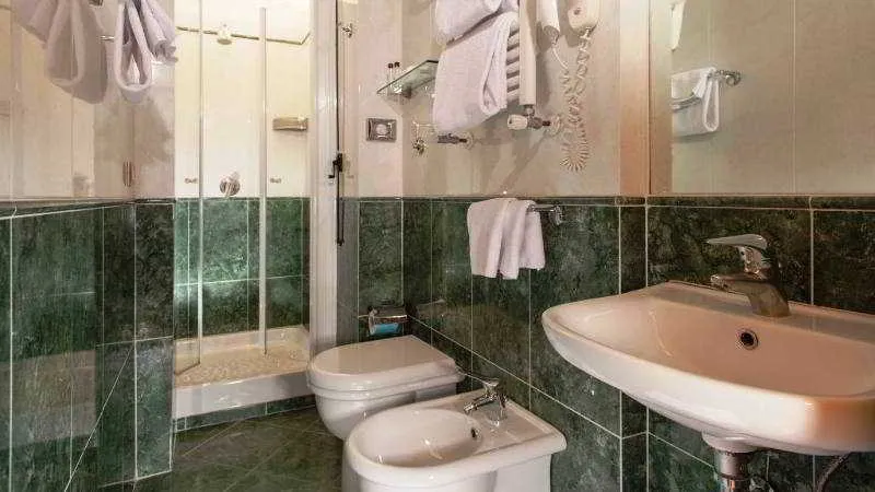 Room, Hotel Colosseum, Rome