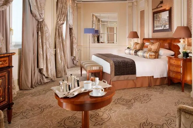 Room PREMIUM Room, Principe di Savoia, Milan
