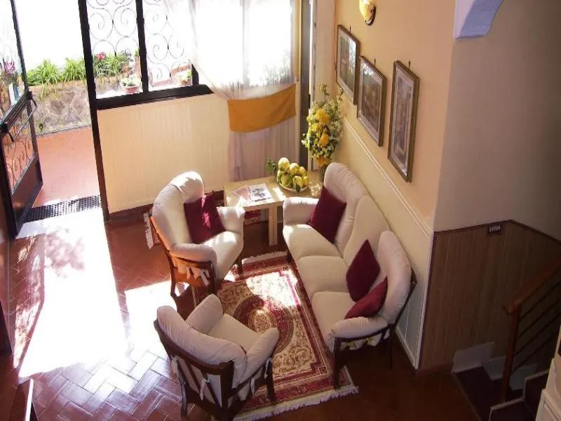 Lobby, Villa Fiorita, Naples