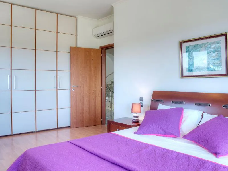Room, Artemis Villa, Rhodes