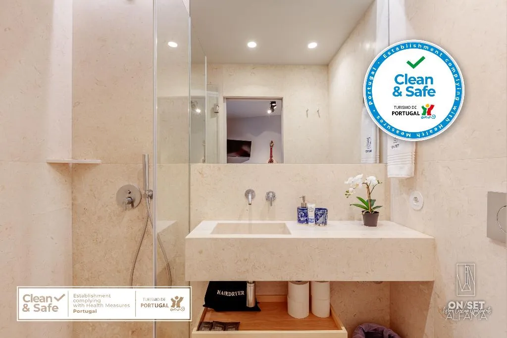 APARTMENT CAPACITY 2 Room, On/Set Alfama – Lisbon Cinema Apartments, Lisbon