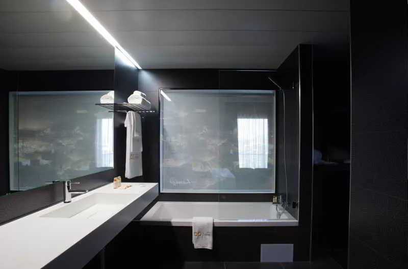 SUITE STANDARD Room, Delfim Douro Hotel, Porto