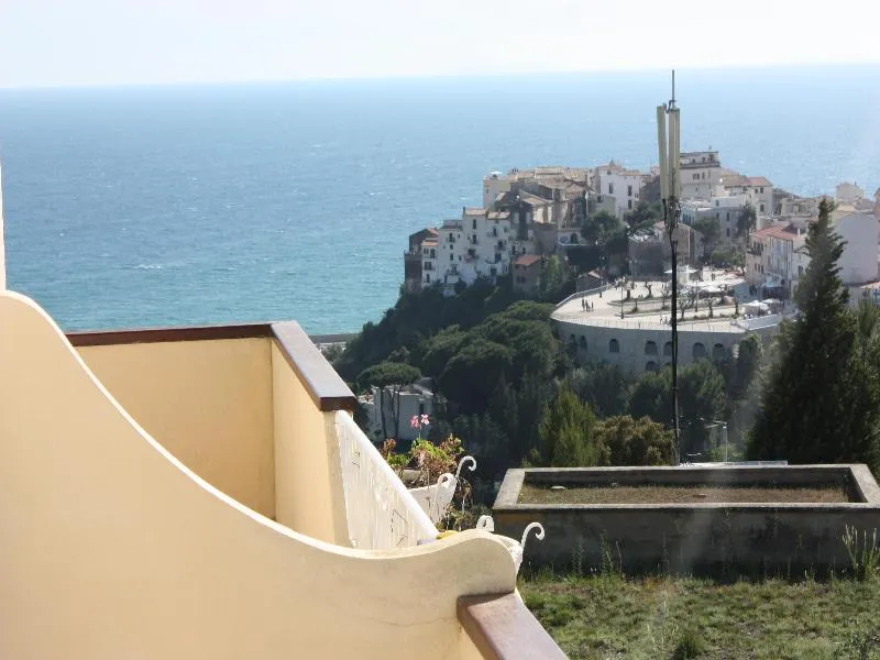 General view, Belvedere Sperlonga, Rome