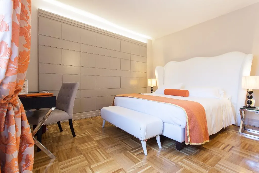 TRIPLE DELUXE Room, Hotel Number Nine, Florence