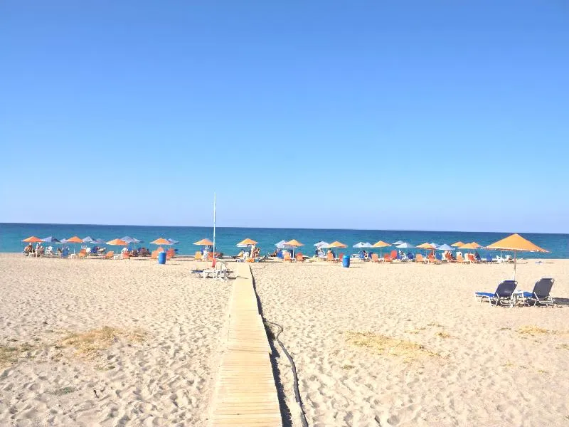 Beach, Trefon Hotel Apartments & Suites, Crete