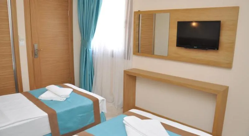 TWIN POOL VIEW Room, Majeste Hotel, Bodrum