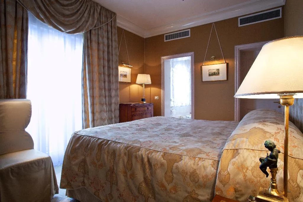 SUITE CANAL VIEW Room, Bauer Palazzo, Venice