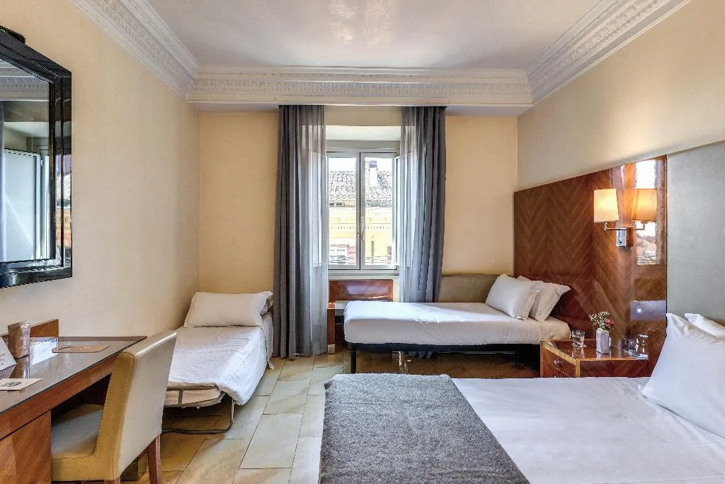 QUADRUPLE STANDARD Room, Sonya, Rome