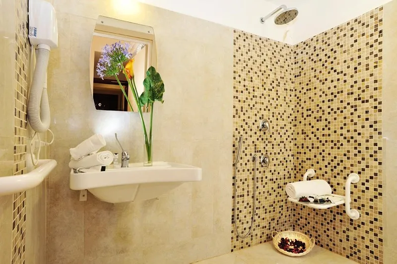 DOUBLE SUPERIOR Room, Hotel Scott House, Rome