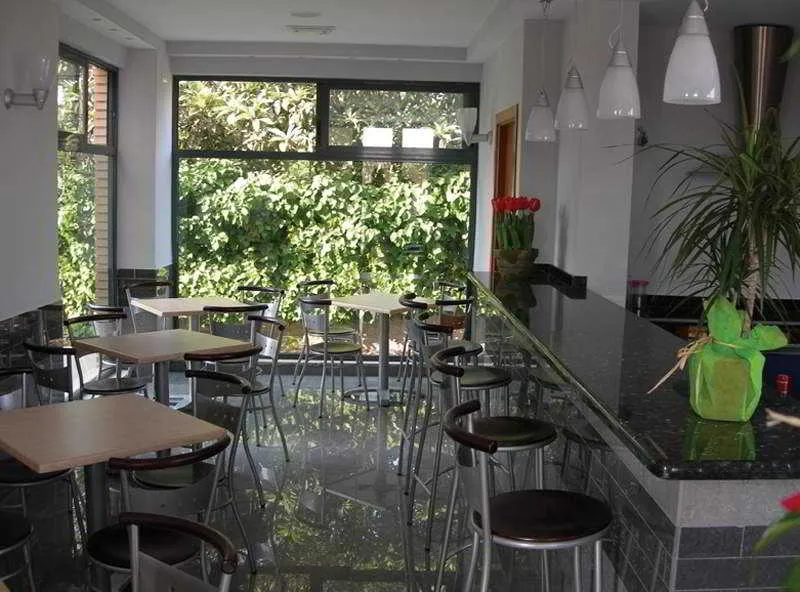Bar, Campo Olivar, Valencia