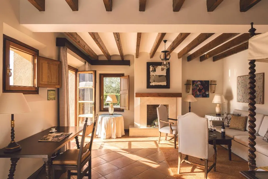 JUNIOR SUITE EXECUTIVE Room, La Residencia, A Belmond Hotel, Mallorca, Majorca