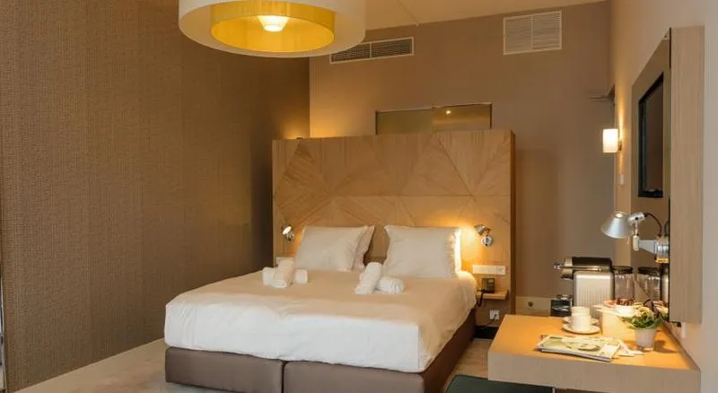 SUITE WITH VIEWS Room, Amadi Panorama Hotel, Amsterdam