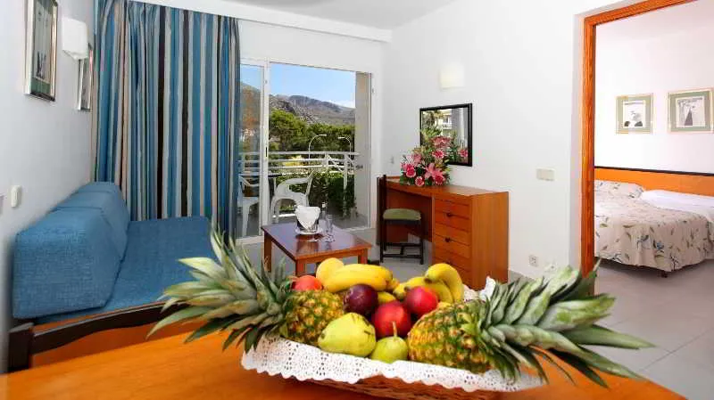 Room, Puerto Azul Suite Hotel, Majorca