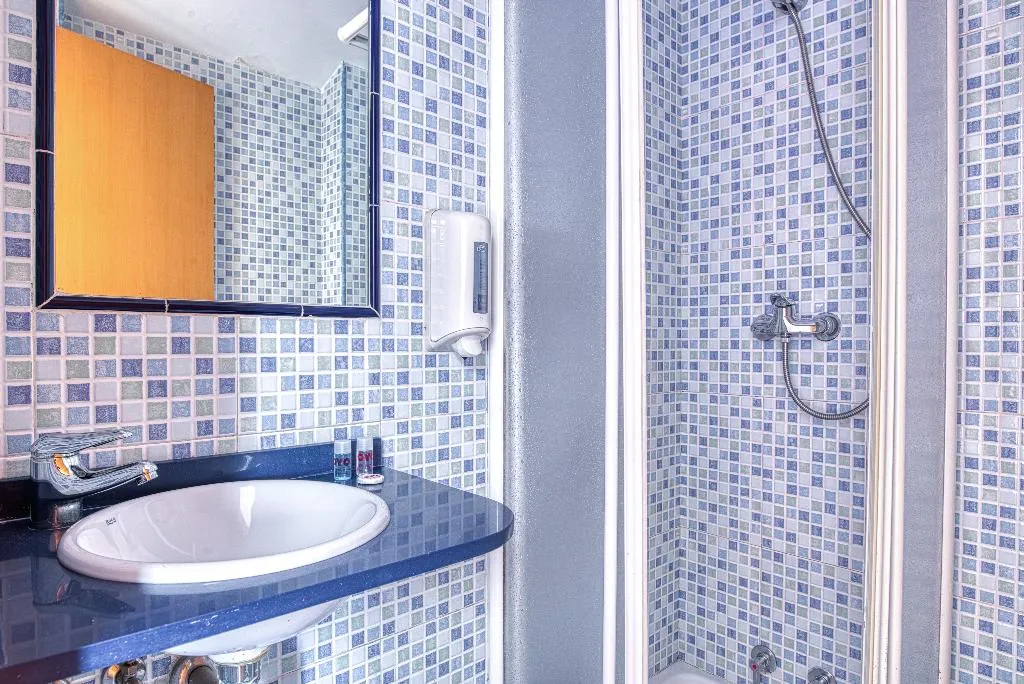 DOUBLE STANDARD Room, Hostal Nova Picanya, Valencia