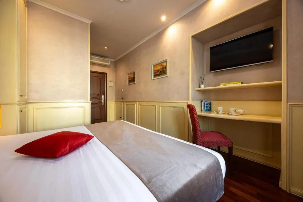 Double or Twin DELUXE Room, Al Viminale Hill Inn & Hotel, Rome