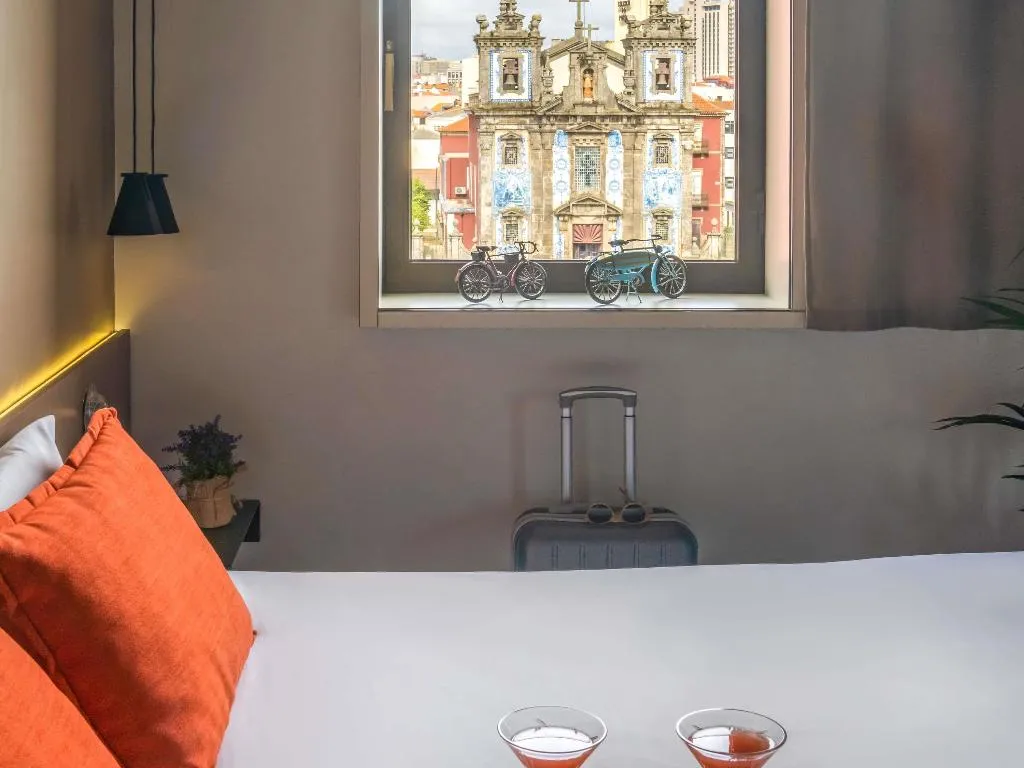 JUNIOR SUITE STANDARD Room, Mercure Porto Centro Santa Catarina, Porto