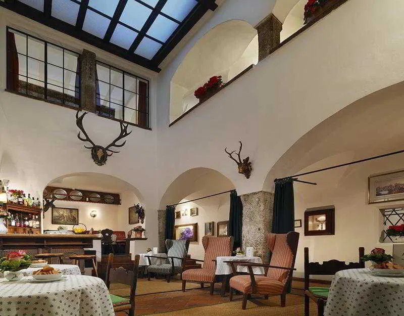 Bar, Goldener Hirsch, Salzburg