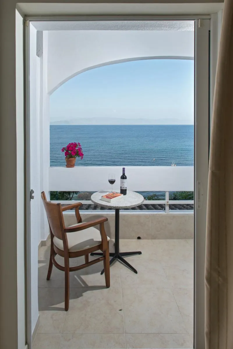 Double or Twin SEA VIEW Room, Kaiser Bridge, Corfu
