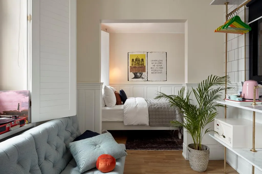 DOUBLE EXECUTIVE Room, Max Brown Hotel Ku’damm, part of Sircle Collection, Berlin
