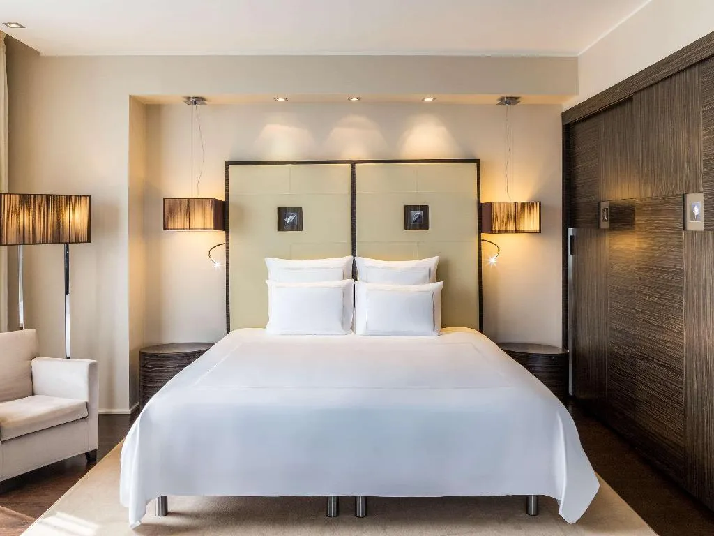 SUITE EXECUTIVE KING BED Room, Swissotel Tallinn, Tallinn