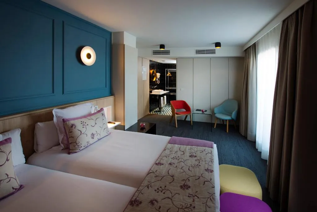 Room, Mirador de Chamartin, Madrid