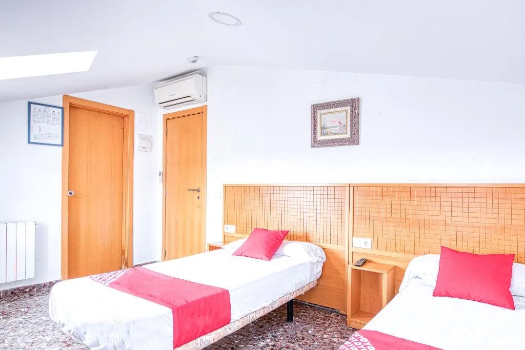 TWIN STANDARD Room, Hostal Nova Picanya, Valencia