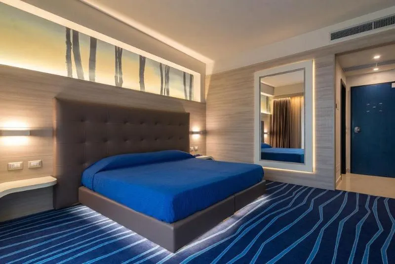 Room, President Park, Catania