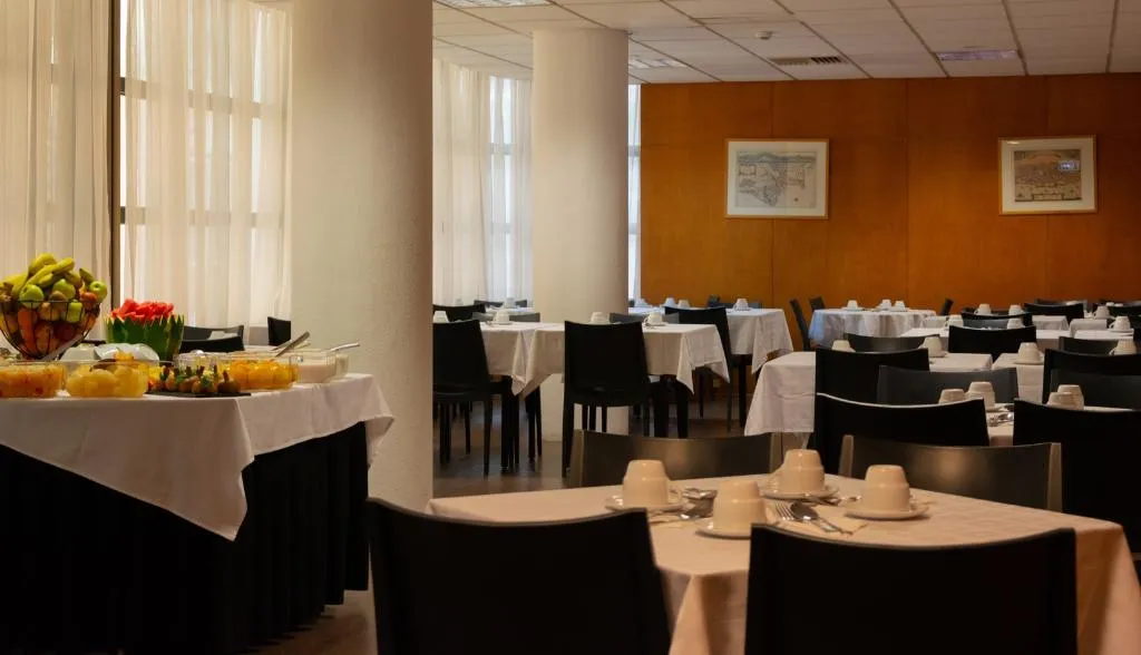 Restaurant, VIP Executive Eden Aparthotel, Lisbon