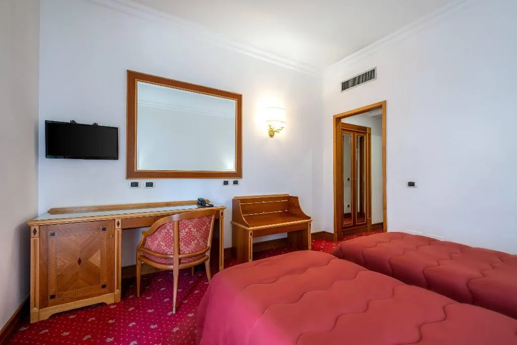 TWIN NON SMOKING Room, Quality Hotel Nova Domus, Rome