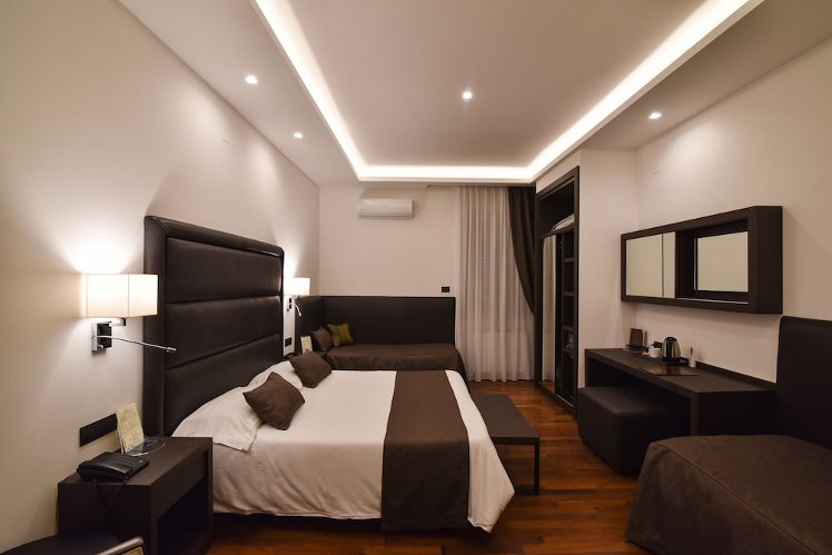 Hotel Palma, Naples