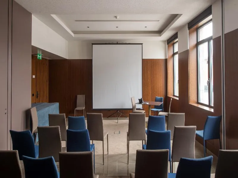 Conferences, The Editory Artist Baixa Hotel, Porto