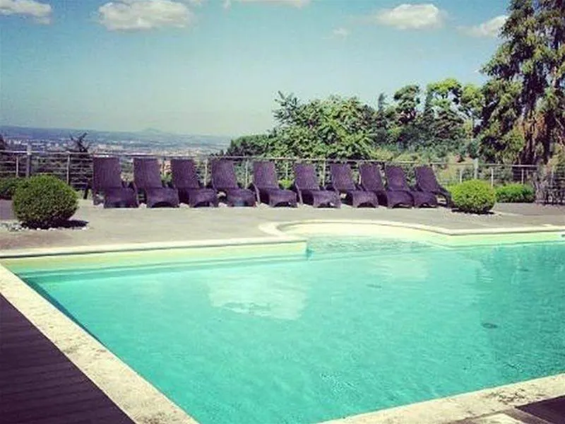 Pool, Villa Mercede, Rome