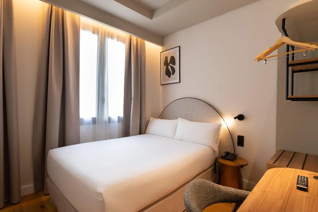 SINGLE STANDARD Room, Petit Palace Preciados, Madrid