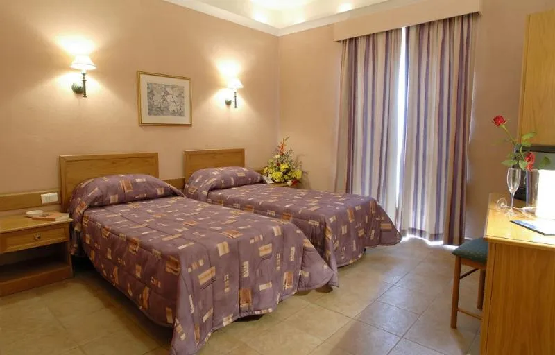 TRIPLE SUPERIOR Room, The Windsor Hotel, Malta