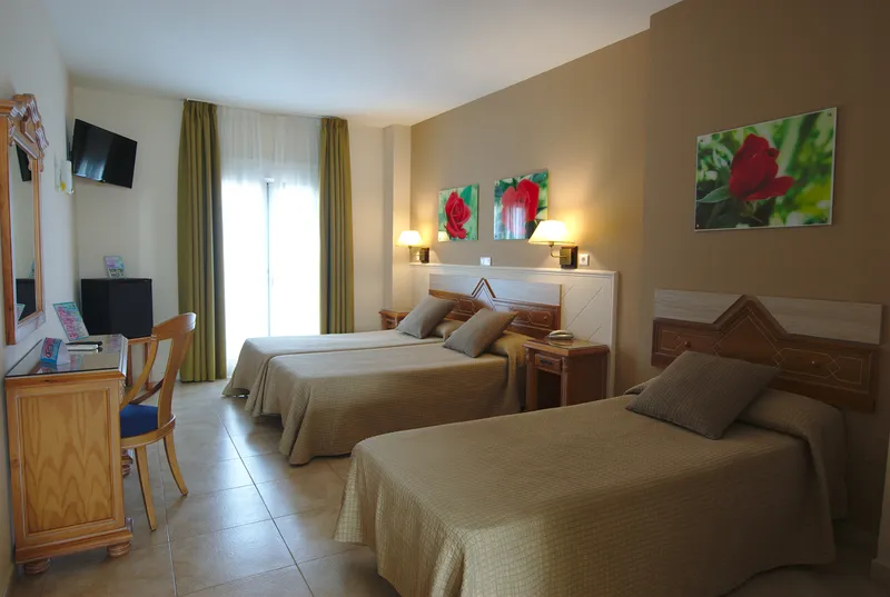 TRIPLE STANDARD Room, Puerta del Mar, Costa Del Sol